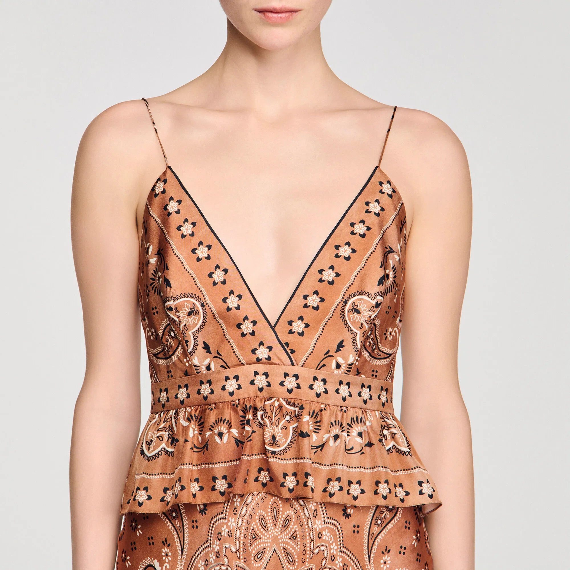 Brown / Black